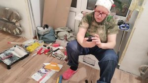 Инструмент маляра для поклейки обоев
