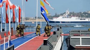 День ВМФ. Парад в Севастополе. Высадка десанта