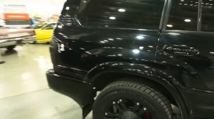 Toyota Land Cruiser 100 Body Tuning Walkaround - Moscow Tuning Show 2014