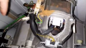 Стиральная машина , почему не крутит барабан. ремонт двигателя.