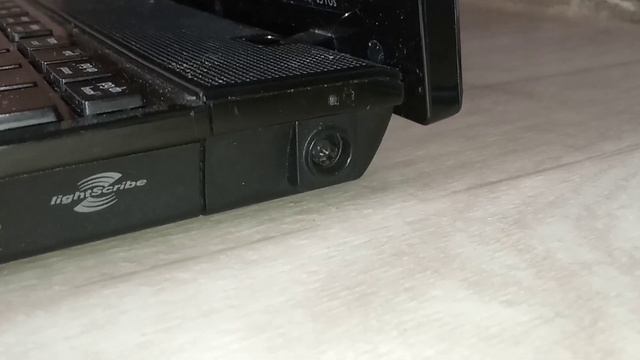 ПОЧИНИЛ НОУТБУК С ПОМОЩЬЮ ПРОВОЛКИ! РЕМОНТ ПОСЛЕ СЕРВИСНОГО ЦЕНТРА. смотреть онлайн