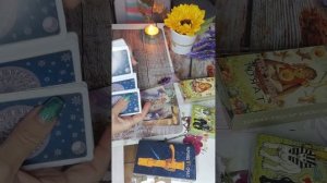 Приснился умерший?! Вас очень Любят? Таро?