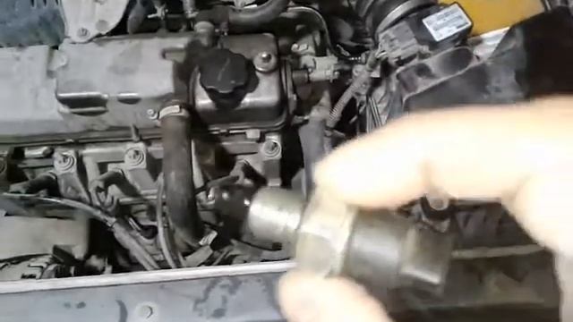 Гранта.Замена датчика заднего хода.. смотреть онлайн