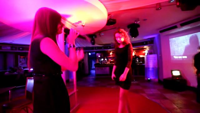 Анастасия Кушикова и Татьяна Петрова - Кому? Зачем? смотреть онлайн