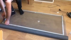 Перетяжка москитной сетки в Казани