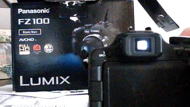 Lumix FZ100 View Finder Fault. смотреть онлайн