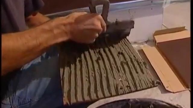 Укладываем кафель затираем швы смотреть онлайн