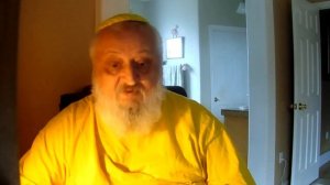 Нужно ли резать живую рыбу и спускать кровь?мертвая рыба является удавлинниной?