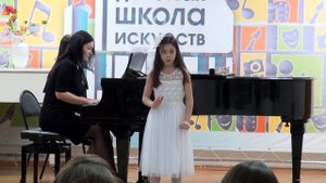 Детская песенка ( Мой Лизочек так уж мал ) Чайковский П. И. - Соня Секачева 8 лет