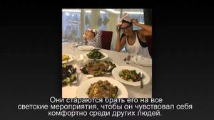 Российская актриса Эвелина Блёданс показала фото своего солнечного сына.