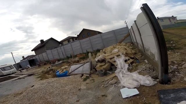 Ворота и калитка в частном доме делаем, начали варить. Покраска террасы. Благоустройство дома смотреть онлайн