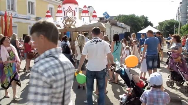 (26) День города Череповца.