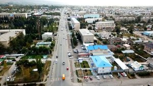 Кыргызстан, Каракол, аэропорт, улица Токтогула, съемка 2022 года.