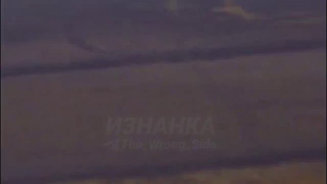 Уничтожение САУ западного производства. Видна детонация после попадания