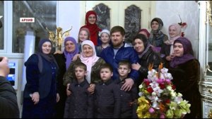 Р Кадыров поздравил с днем рождения А Н