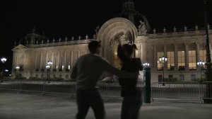 Dancing Salsa in front of the Triumphal Arch in Paris