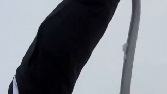 Зимняя рыбалка: мормышка и жерлицы Winter fishing : jig  and catching live bait