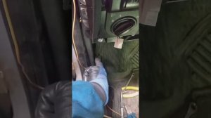 Не работают повороты на Лада Гранта.Ставим реле поворотов.