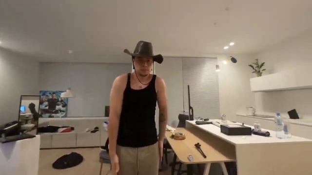 КИРА УКРОЩАЕТ ФРАМЕ ТАМЕРА смотреть онлайн