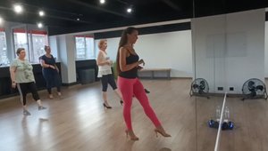 Учим сальсу, "Танцуем вместе" школа танцев. Танцы для начинающих в Москве. Похудение. м. Дмитровская