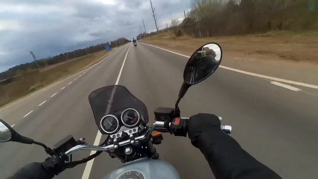 Покатушки по району на Honda cb750 и Kawasaki zzr250 Часть 1 смотреть онлайн