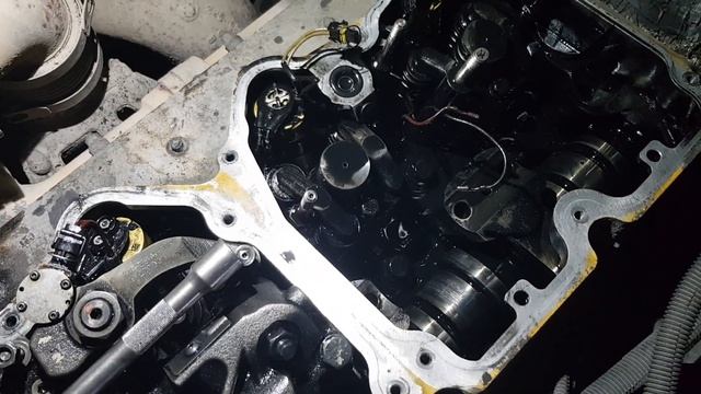 Техпривет.CAT C15. BXS. Замена стаканчиков форсунок.Осмотр распредвала. смотреть онлайн