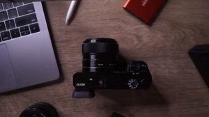 Sony 35mm f1.8 vs Sigma 30mm f1.4 (2020)