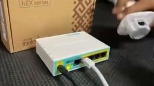 Mikrotik Hex PoE Lite Modelo: RB750UPr2