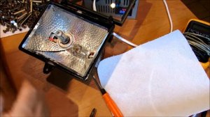 Прожектор 220в в переноску на 12 вольт.