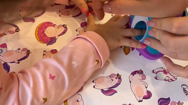 Детский ПРИНТЕР для ногтей ? ИГРАЮ В МАНИКЮРНЫЙ САЛОН смотреть онлайн