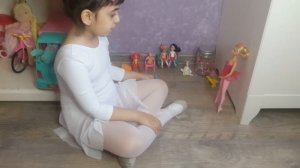 Кукла барби балерина.Играем в балерин