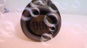 Колонка джибиэль JBL