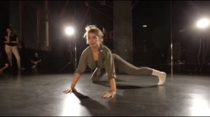 ALENA KUMBARULYA / АЛЕНА КУМБАРУЛИ - 5AM - AMBER RUN