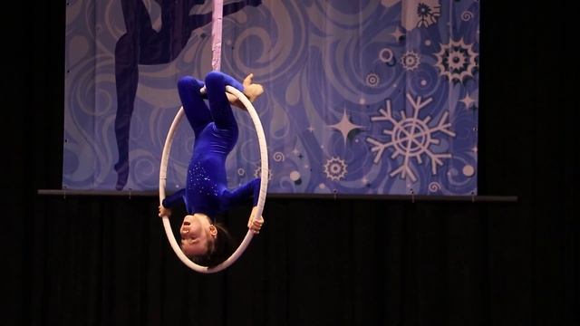 Студия воздушной гимнастики "Жар-птица" - Немова Лейсан, дебют смотреть онлайн