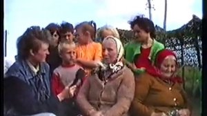 Первые раскопки на месте бывшего лагеря военопленных д.Дурово Сафоновский район 1990 г