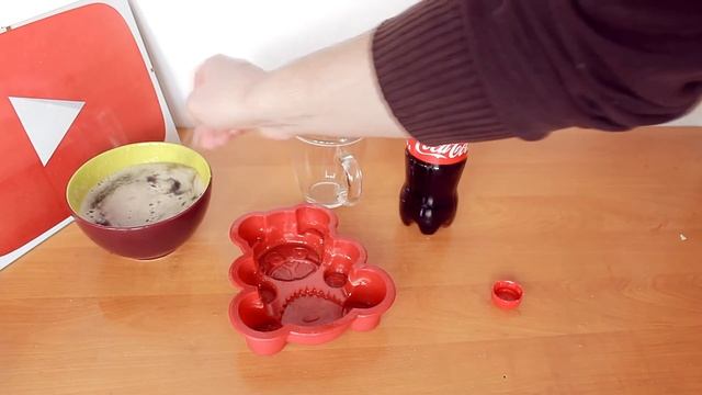КАК СДЕЛАТЬ ЖЕЛЕЙНОГО ВАЛЕРКУ С КОКА-КОЛЫ смотреть онлайн