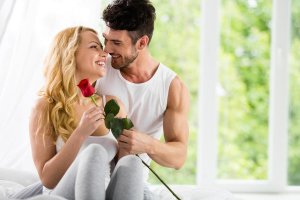 Нежно обниму,любя-А.Храмов.mp4