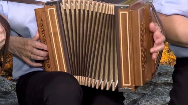 Grischuna-Örgeler, Soldanella-Schottisch, Video zur aktuellen CD смотреть онлайн