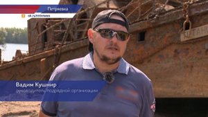 Затонувший 30 лет назад земснаряд под Дзержинском извлекли из воды