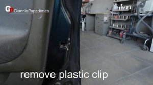 Daewoo Nubira 1997–2008 door panel removal