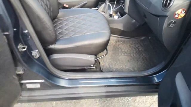 Авточехлы на Ниссан Альмера G15 ромб смотреть онлайн