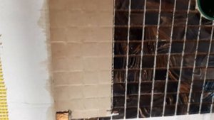 Укладка мозаики на кухне. Фартук из мозаики.