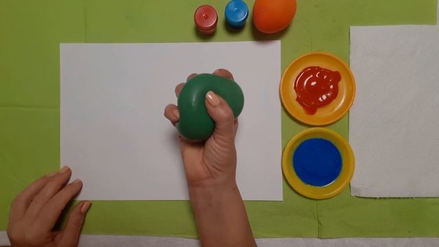 Заняття для дітей раннього віку. Нетрадиційне малювання. Тема: "М'ячики" смотреть онлайн