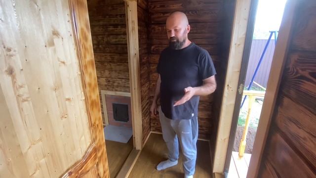 ОБЗОР БАНИ 5 на 4 С ТАМБУРОМ| это отличная баня - сами построили и покрасили
