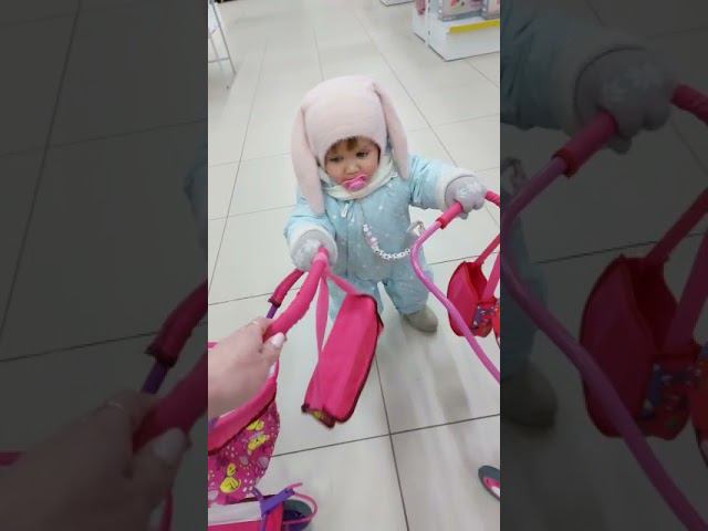 Васюша выбирает коляску смотреть онлайн