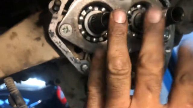 Замена Подшипника первичного вала часть два смотреть онлайн