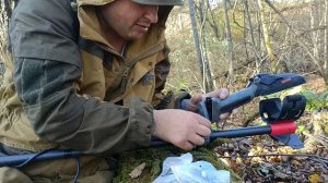 Замена Аккумулятора на Металлоискателе Minelab EQUINOX 600 прямо в лесу на Копе!