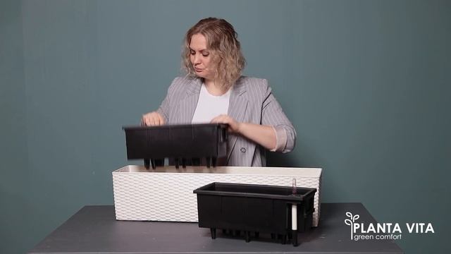 Пластиковые кашпо с двумя техническими горшками PLANTA VITA Balcony Twist white с автополивом смотреть онлайн