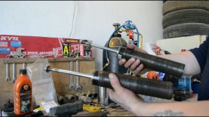 Ремонт стоек койловеров на BMW E30 сделал