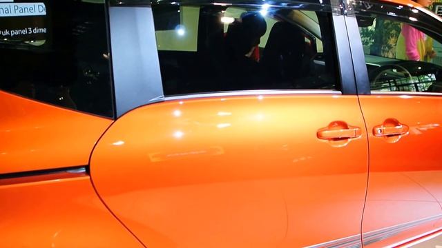 Toyota Sienta launched in Kuala Lumpur (Brief walkaround) смотреть онлайн